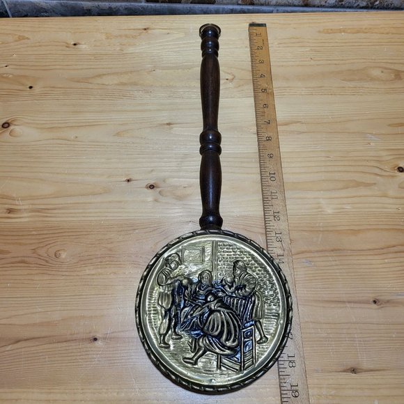 VTG Brass Wall Pocket Brass Match Holder Pub Scene Decorative Wall Plate - Picture 10 of 13